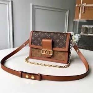 Louis Vuitton Dauphine MM